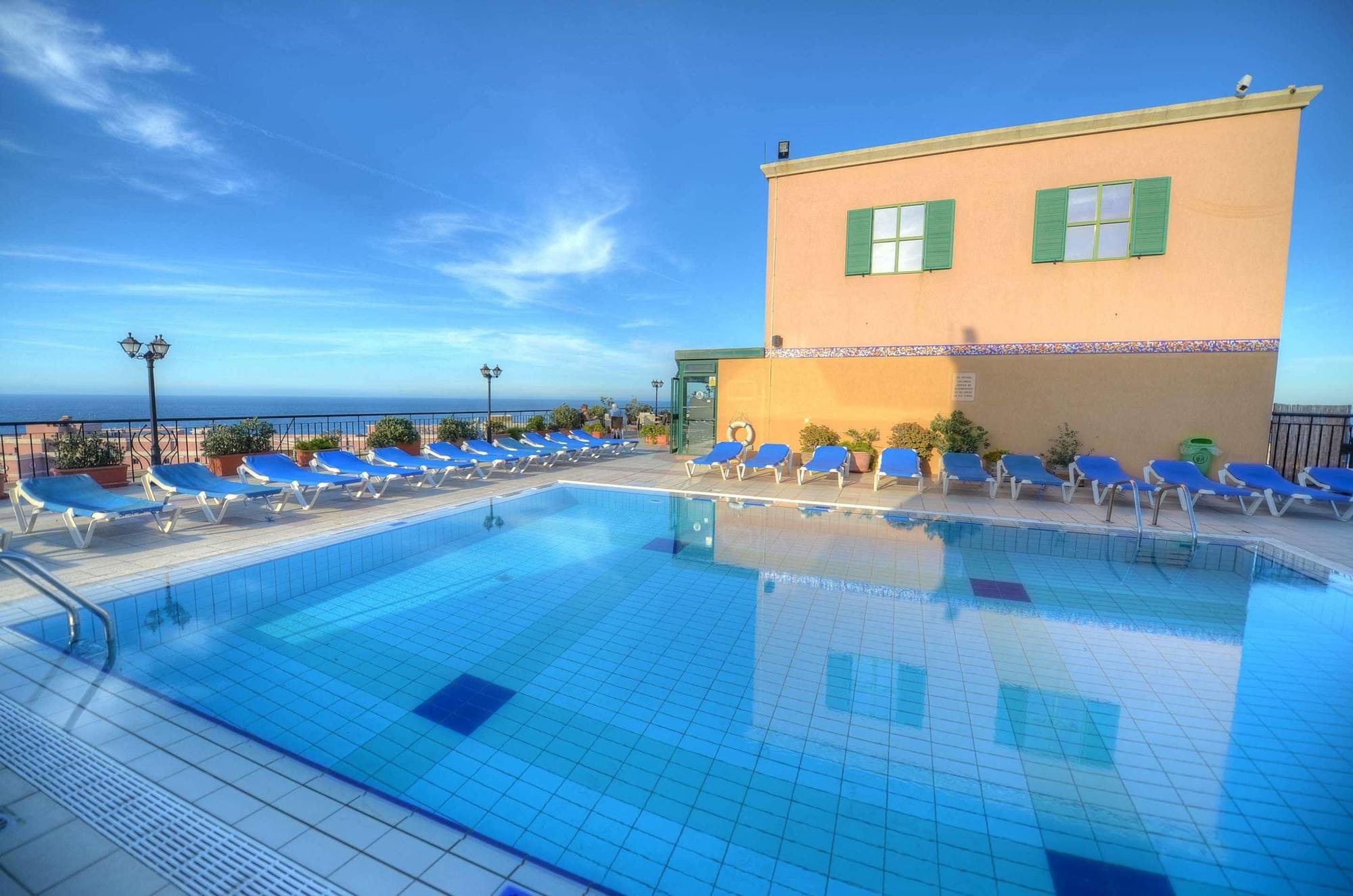 Vivaldi Hotel St. Julian's Instalações foto